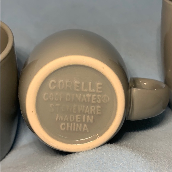 We have 5 Corelle coordinates stoneware cups 11oz - Picture 2 of 3